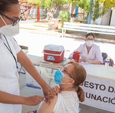 Culmina aplicación de segunda dosis contra COVID-19 en Cúmpas, Nacozari, Ímuris y Plutarco E. Calles: Salud Sonora