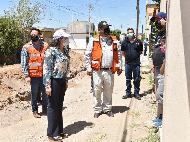 Supervisa Celida L贸pez inicio de pavimentaci贸n de calle Juan de Grijalva en la Progresista