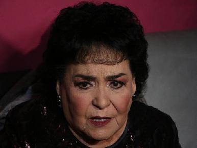Carmen Salinas explota contra escépticos del coronavirus