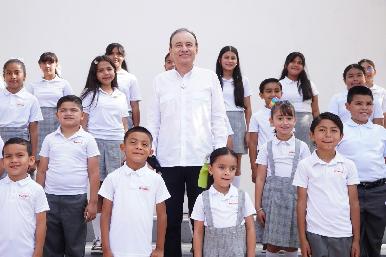 Con inversión histórica de más de 8 mil 600 millones en educación, Gobernador Durazo arranca ciclo escolar 2025-2026