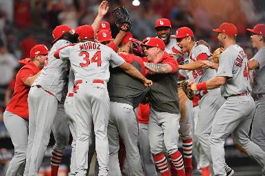 Cardenales arrollan a Bravos y llegan a Serie de Campeonato
