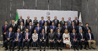 Participa Gobernadora en reunión con Fiscal General de la República