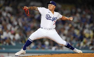 El mexicano Julio Urías acuerda firmar por 14 millones de dólares para seguir con Dodgers en 2023, aseguran reportes