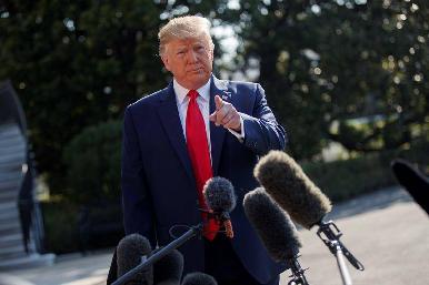 Trump propone fortalecer control de antecedentes penales para compra de armas