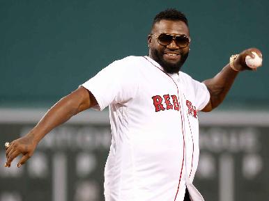 Reaparece recuperado 'Big Papi' en Fenway Park