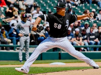 Manny Bañuelos sufre nuevo revés con Chicago
