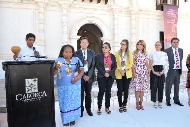 Gobernadora Pavlovich y Gutiérrez Müller inauguran Foro de Archivos Históricos de Sonora
