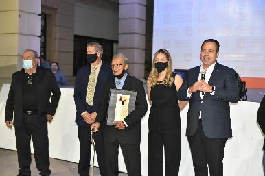 Entronizan a 7 deportistas al Sal贸n de la Fama de Hermosillo