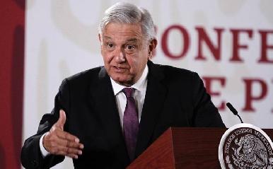 No hay línea para dirigentes en Morena: AMLO