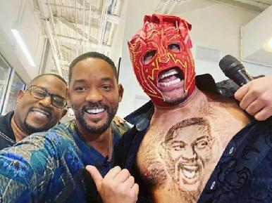 Will Smith presume 茅pica foto con El Escorpi贸n Dorado