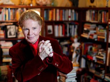 Muere Walter Mercado