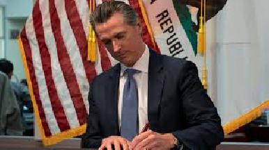 California autoriza el retorno de los equipos profesionales