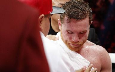 ‘Canelo’ se someterá a cirugía en una mano, pues peleó lesionado ante Golovkin: “Soy un guerrero”