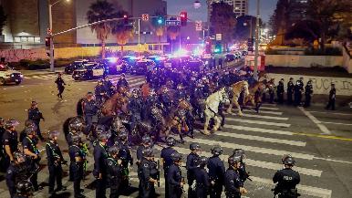 Declaran el toque de queda en Los Ángeles