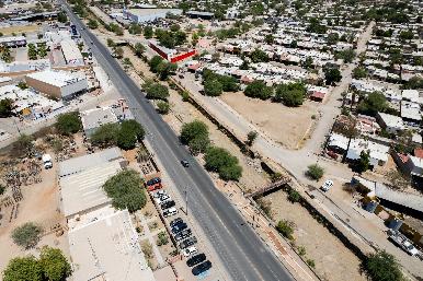 Avanza Gobierno de Hermosillo trabajos en parque lineal en el bulevar Lázaro Cárdenas