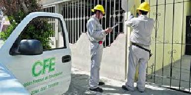 Desmiente CFE tener alto número de trabajadores contagiados por COVID-19