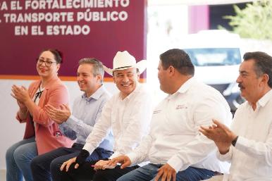 Gobernador Durazo moderniza sistema de transporte en Sonora con entrega histórica de 63 nuevas unidades