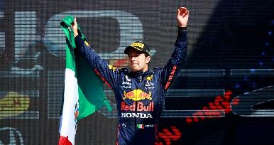 Checo Pérez recuerda los obstáculos que enfrentó para llegar a la Fórmula 1: “Es muy difícil, pero siendo mexicano es casi imposible”