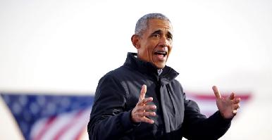 Obama dice que los republicanos continúan apoyando a Trump porque él los “intimida”