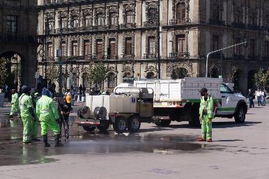 Pactan suprimir subcontrataci贸n de personal y regular servicios