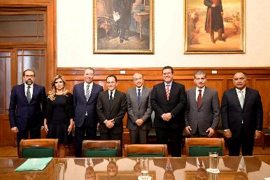 Gestiona Gobernadora Pavlovich recursos federales para Sonora