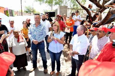 Lleva Gobernadora Pavlovich beneficios a Santa Ana y Benjam铆n Hill