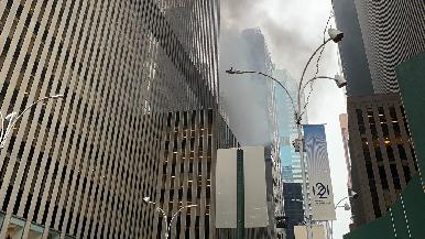 Se incendia edificio cerca del Rockefeller Center en Nueva York