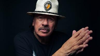 Reportan que Carlos Santana fue hospitalizado de emergencia antes de un concierto en Texas