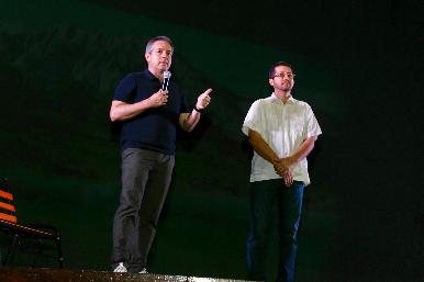 Disfrutan navojoenses obra de teatro para cuidar el agua impulsada por Omar Del Valle Colosio
